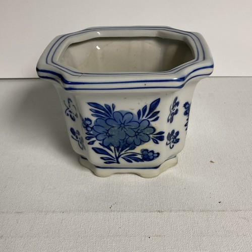 Blue white floral - blue,